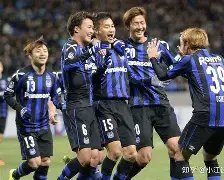 董卿,岁生日照流,短发微笑尽,欧博官网,ABG欧博官网,欧博官网在线娱乐平台