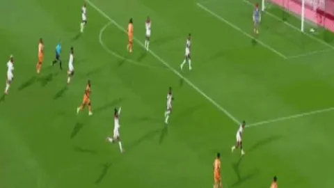 曼城续约阿爾瓦雷斯，合约至2028年夏季窗到期